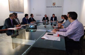 ep el conseller de movilidad del govern de baleares marc pons se ha reunido con la comison de