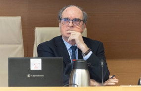 ep el defensor del pueblo angel gabilondo comparece ante la comision mixta de relaciones con el