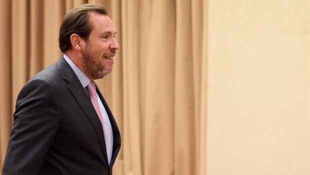ep el ministro de transportes y movilidad sostenible oscar puente llega a la comision de transportes