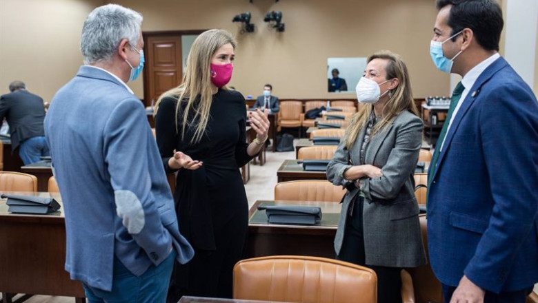 ep el secretaria de estado de energia sara aagesen munoz 2i conversa a su llegada a una comision de