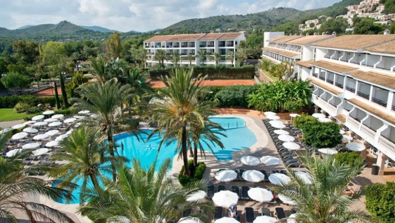 ep fergus club font de sa cala beach