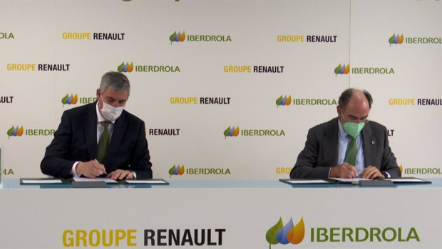 ep jose vicente de los mozos e ignacio sanchez galan firman la alianza entre grupo renault e