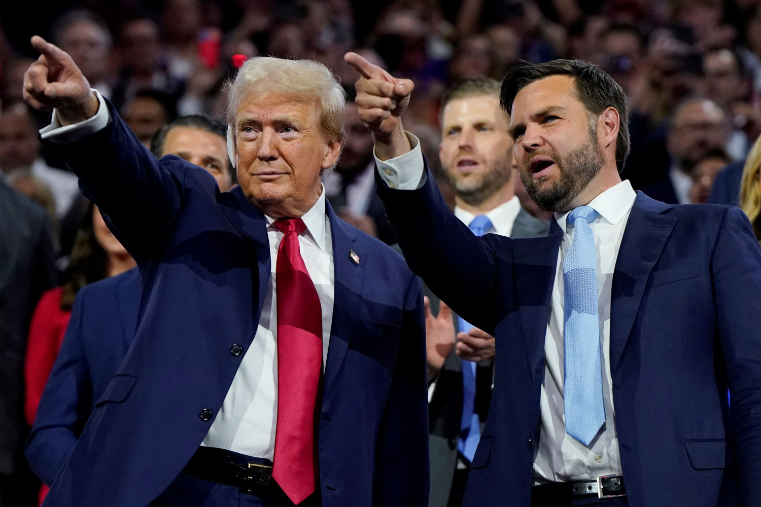 Trump dice que el acuerdo con Irán es una «rendición incondicional» y Vance no viaja a Suiza