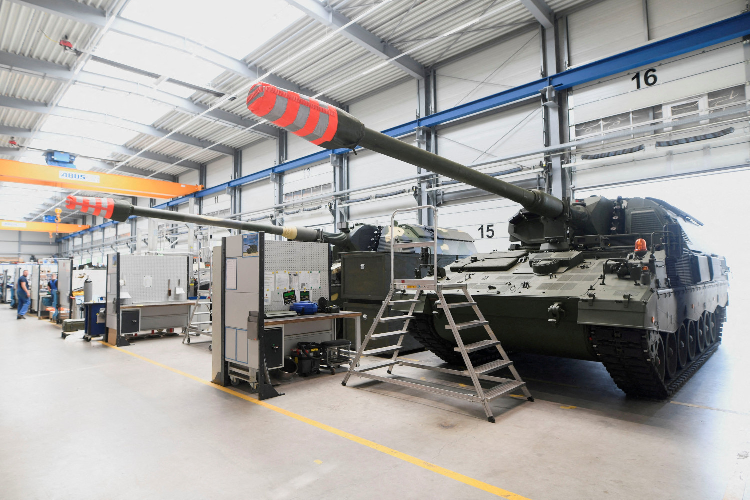 une chaine de production de la societe allemande rheinmetall en allemagne 20250305183406 une chaine de production de la societe allemande rheinmetall en allemagne 20250305183406