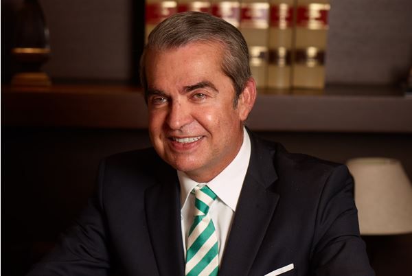 1637611372 navas cus 