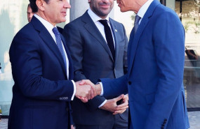 ep archivo   el presidente de bbva carlos torres y el presidente del gobierno pedro sanchez en la