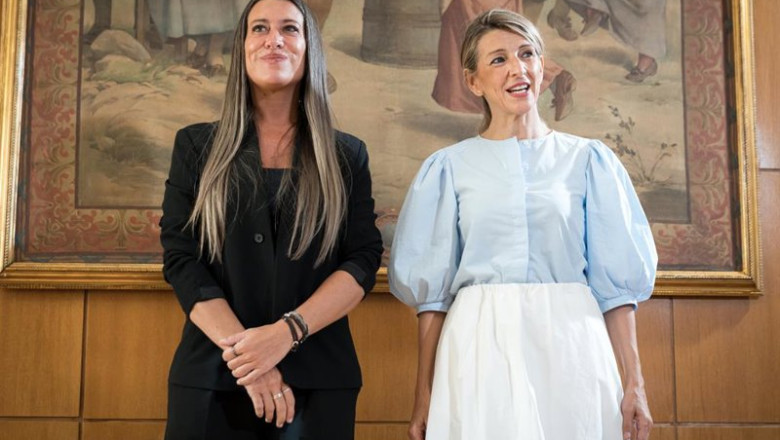 ep archivo   la vicepresidenta segunda y ministra de trabajo y economia social yolanda diaz d y la