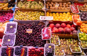 ep archivo   puestos de alimentos en el mercado de la encarnacion