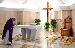 ep el papa en la misa de la casa de santa marta