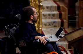 ep el portavoz de unidas podemos pablo echenique acude para realizar su intervencion en el pleno del