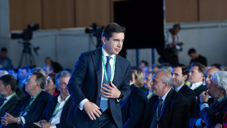 ep el presidente del bbva carlos torres durante a la 40 reunio cercle deconomia en el palau de ep el presidente del bbva carlos torres durante a la 40 reunio cercle deconomia en el palau de