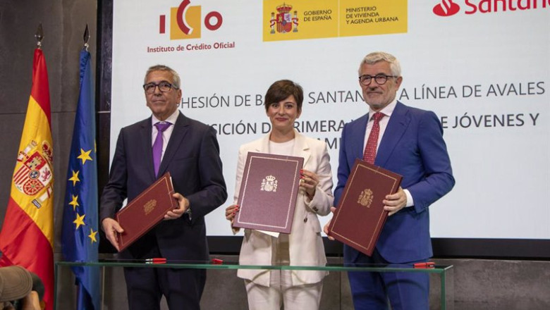 ep i d el presidente del ico jose carlos garcia de quevedo la ministra de vivienda y agenda urbana ep i d el presidente del ico jose carlos garcia de quevedo la ministra de vivienda y agenda urbana