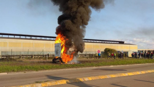 ep imagen de archivo de las protestas de trabajadores de alcoa