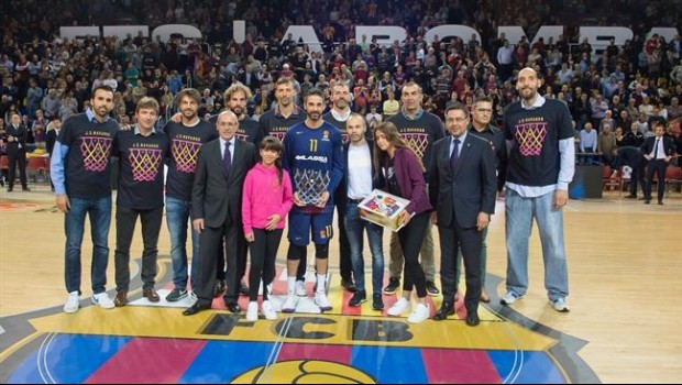 ep iniestavarios excompaneros sorprendennavarro20 aniversariosu d