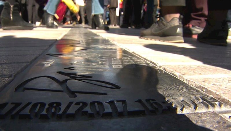 Inscripción memorial de las víctimas del atentado de las Ramblas de Barcelona. | Europa Press TV - Europa Press - Archivo ep inscripcion memorial de las victimas del atentado de las ramblas de barcelona