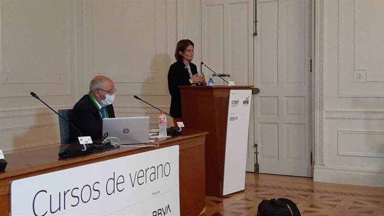 ep la directora de google para espana y portugal fuencisla clemares en su intervencion en el ep la directora de google para espana y portugal fuencisla clemares en su intervencion en el