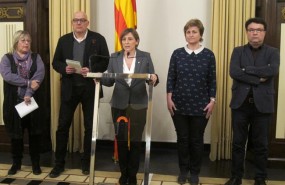 ep la presidenta carme forcadell y cuatro miembrosla mesaparlament