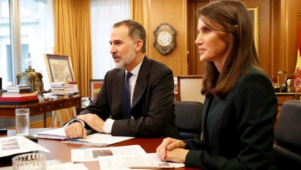 ep los reyes se han reunido con ocasion del dia del libro con el director del instituto cervantes