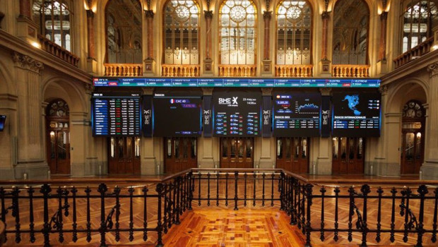 ep paneles del ibex 35 en el palacio de la bolsa a 23 de mayo de 2023 en madrid espana 20230613175903