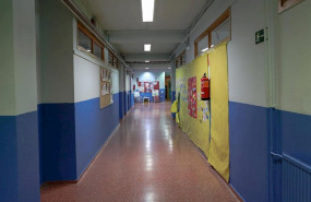 ep pasillo totalmente vacio en un colegio de la comunidad de madrid