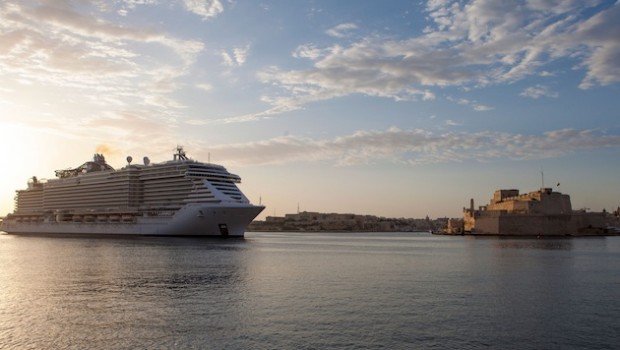 cruises ships global ports