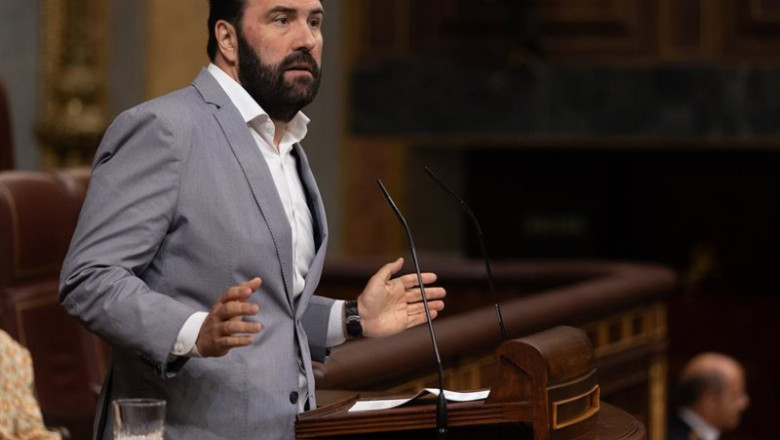 ep archivo   el diputado de eh bildu jon inarritu durante una sesion plenaria extraordinaria en el