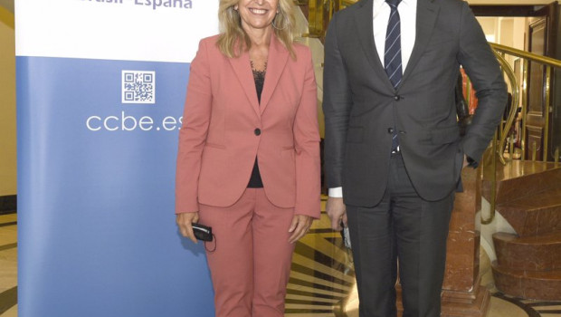 ep archivo   trinidad jimenez presidenta de la ccbe y eduardo leite gobernador de rio grande do sul