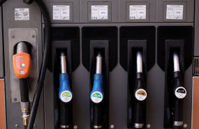 ep archivo   varias mangueras de carburantes