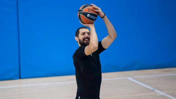 ep el jugador del bara nikola mirotic en el primer entrenamiento individualizado del bara en