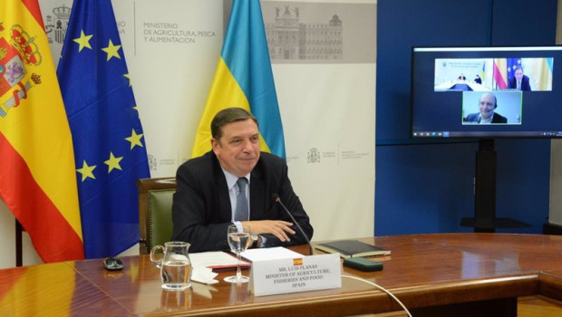 ep el ministro de agricultura pesca y alimentacion luis planas reunido con su homologo ucraniano
