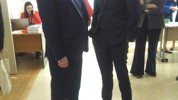 ep el ministro de transportes jose luis abalo conversa con el ministro de fomento inigo de la serna