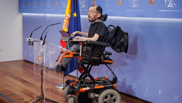 ep el portavoz de unidas podemos en el congreso pablo echenique durante una rueda de prensa anterior