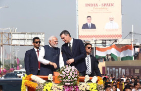ep el presidente del gobierno pedro sanchez y el primer ministro indio narendra modi en vadodara
