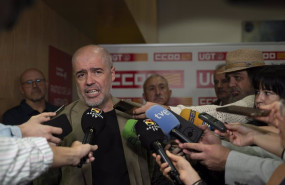 ep el secretario general de ccoo unai sordo atiende a los medios de comunicacion a su llegada a una