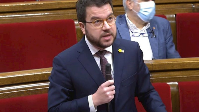 El vicepresidente de la Generalitat, Pere Aragonès, durante el pleno del Parlament. | EUROPA PRESS ep el vicepresidente de la generalitat pere aragons durante el pleno del parlament