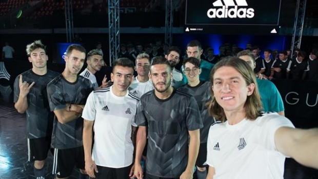 ep filipe luisun selfie