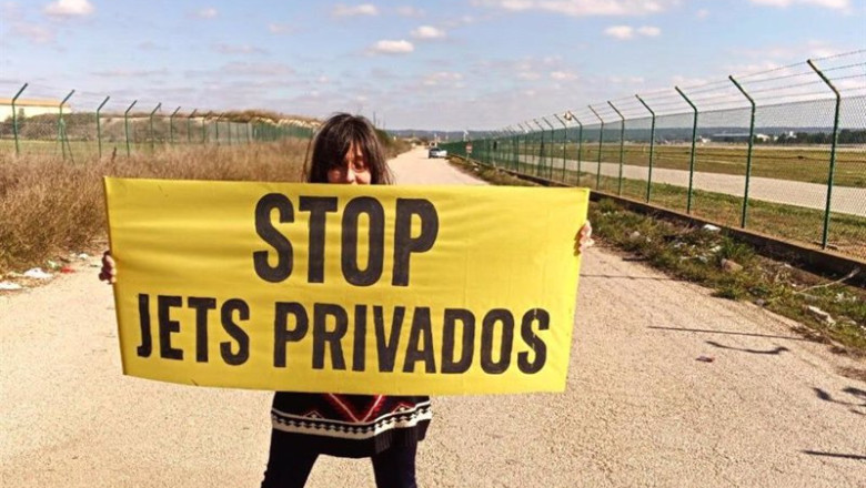 ep greenpeace denuncia que tres de los cinco aeropuertos europeos con mas vuelos de jets privados ep greenpeace denuncia que tres de los cinco aeropuertos europeos con mas vuelos de jets privados