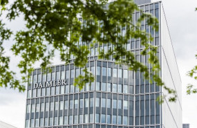 ep imagen de un edificio de daimler
