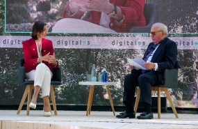 ep la ministra de industria comercio y turismo reyes maroto y el exministro de defensa eduardo serra