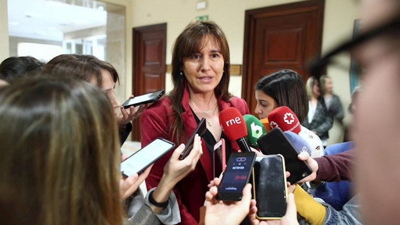 ep la portavoz de jxcat en el congreso laura borrs atiende a los medios de comunicacion en los