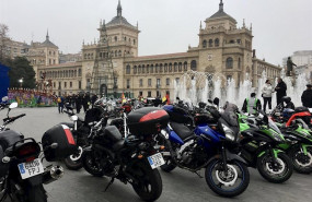 ep motos aparcadas en la calle