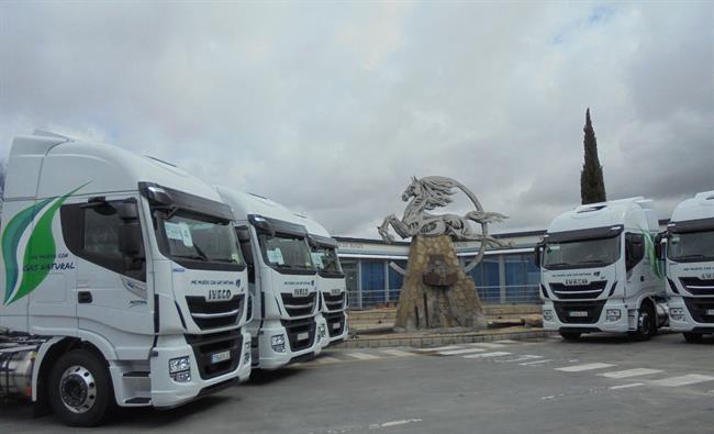 Nuevos Stralis NP 400 de Iveco entregados a Acotral | IVECO ep nuevos stralis np 400iveco entregadosacotral