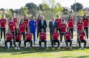 ep presidenteiberdrola ignacio galan visitaseleccion femeninafutbol