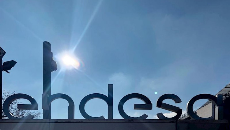 Puerta de acceso de la sede de Endesa en la calle de la Ribera del Loira, Madrid (España) | Eduardo Parra - Europa Press - Archivo ep puerta de acceso de la sede de endesa en la calle de la ribera del loira madrid espana a 14 de