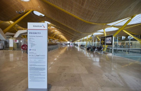 ep vista general de una de las salas del aeropuerto adolfo suarez madrid barajas a 5 de enero de