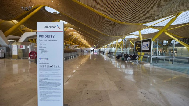 ep vista general de una de las salas del aeropuerto adolfo suarez madrid barajas a 5 de enero de
