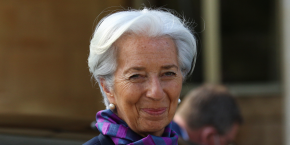 lagarde bce evoque une forte probabilite de hausse des taux cette annee 