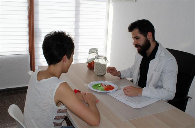 Advertencia de los nutricionistas sobre la operación bikini | COLEGIO DE DIETISTAS ep advertencialos nutricionistasla operacion bikini