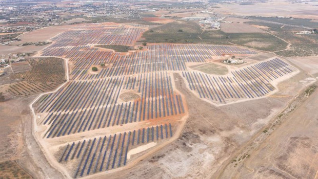 ep archivo   grupoeconomiacat opdenergy inicia la actividad de su planta fotovoltaica en alcala de