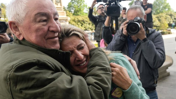 ep archivo la vicepresidenta segunda del gobierno y ministra de trabajo yolanda diaz y su padre el ep archivo la vicepresidenta segunda del gobierno y ministra de trabajo yolanda diaz y su padre el